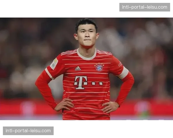 传闻：曼联加入对那不勒斯中卫金玟哉的争夺