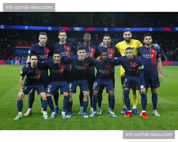 巴黎圣日耳曼公布战摩纳哥大名单,姆巴佩、登贝莱在列 巴黎圣日耳曼公布战摩纳哥大名单,姆巴佩、登贝莱在列